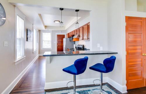 Modern Portsmouth Apartment: Walk to Norfolk Ferry - Foto 8