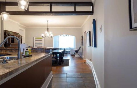 Elegant 6BR-4BA Family Home with Garage ABODEbucks - Foto 10