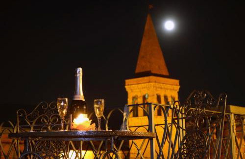 Torre Medioevale d'Uguccione - Photo 20