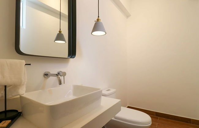 Elegant 3BR Duplex With Balcony in Miraflores - Photo 47