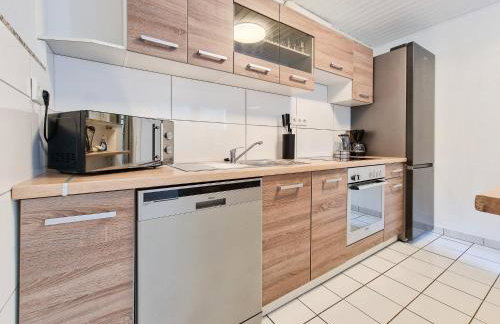 Tolstov Apartments - 3 Room Apartments with Garden - 20 Min Messe DUS & Airport DUS - Foto 12