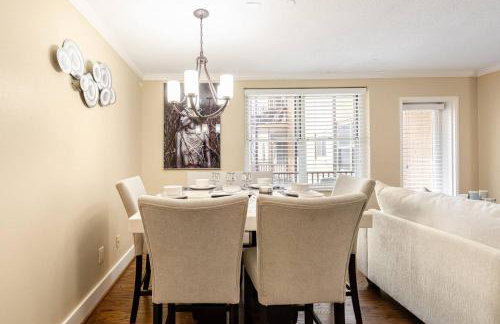 Downtown Condo Near Georgia Aquarium w Free Parking - Foto 5