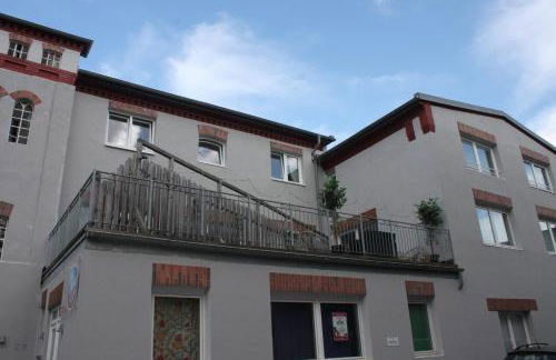 R B Apartment Hamburg Family - zentrumsnah - 108 qm mit Dachterrasse - Küche - Waschtrockner - Smart TV - Badewanne & Dusche - kostenloser Parkplatz - 2 Schlafzimmer - Foto 28