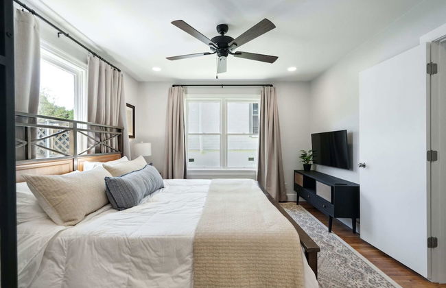 3 Separate Homes Walkable to Soco - Foto 2