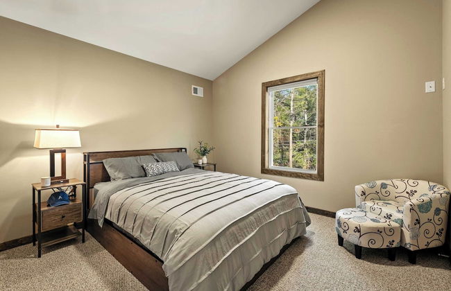 Lakeview Sunset Heaven Waterfront Escape + Private Dock Firepit + Game Room New Construction - Photo 26