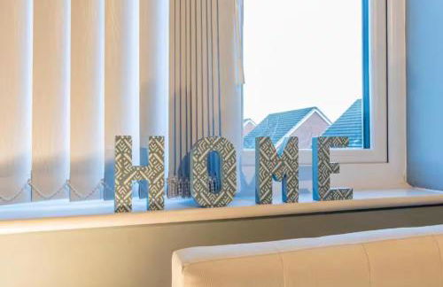 Family-Friendly 4-Bedroom House in Moston with Parking and Garden - Foto 43