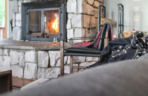 Awe Inspiring Mountain Lodge hot tub for large groups - Foto 65