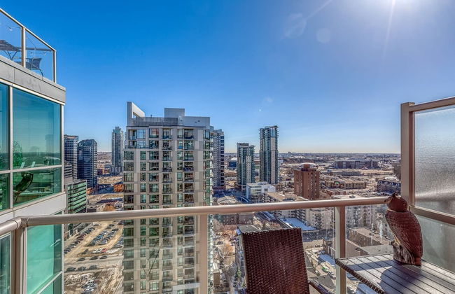 Incredible Views From This Downtown Condo - Photo 2