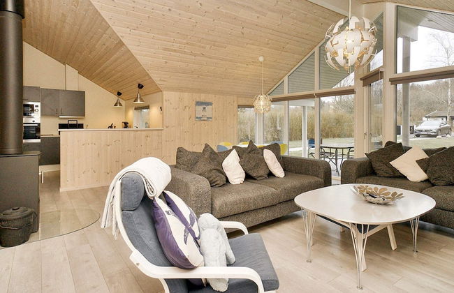 6 Person Holiday Home in Melby - Foto 7