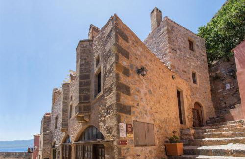 Ypatia Cozy Castle Suite Apartment with Loft - Foto 15