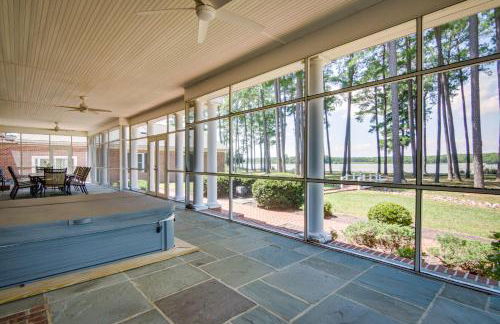 Waterfront Cambridge Gem with Hot Tub, Pool and Dock! - Foto 37