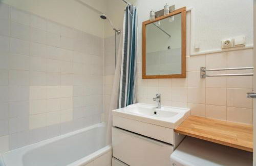 A Guéthary 300 m des plages dans un quartier calme - Foto 11