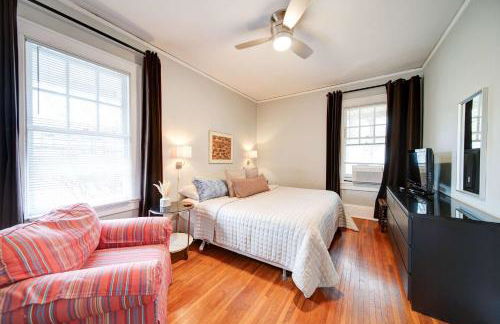 Elegant 1BR King Condo, Elizabeth-Plaza Midwood - Foto 14