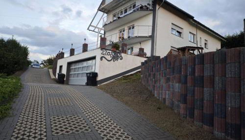 5 Monteur-Ferienwohnungen nähe Badesee mit Bergblick - Foto 1