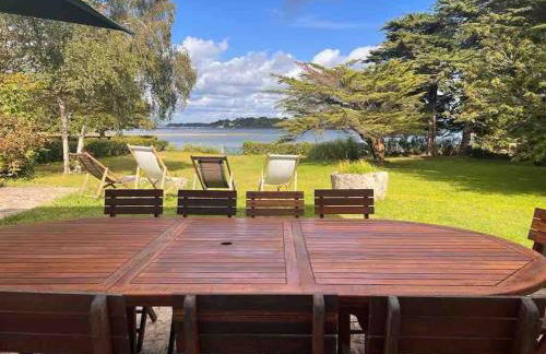 Fantastic 6 Bedroom House with stunning sea view - Foto 42