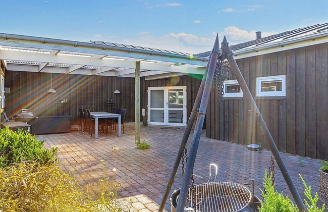 6 Person Holiday Home in Veslos - Foto 17