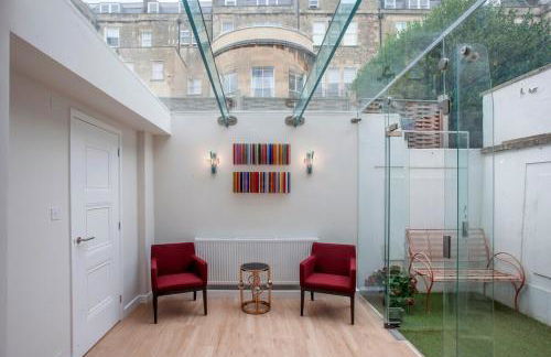 Spacious Georgian Coach House with Parking - Foto 8