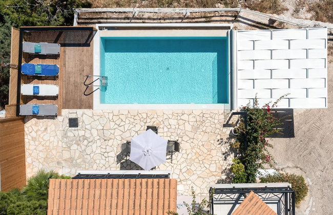 Coastal Paradise Found - Komis' Private Pool Retreat - Foto 59
