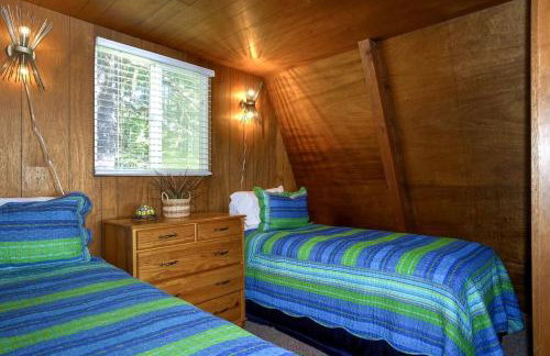 Wonderful A frame Nestled Amidst Trees in Otter Rock, Oregon - Foto 44