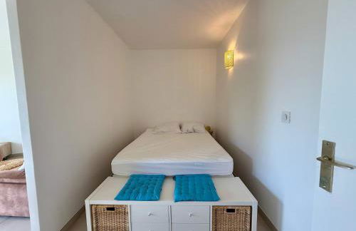 B084-Confort et serenite piscine et stationnement - Foto 12