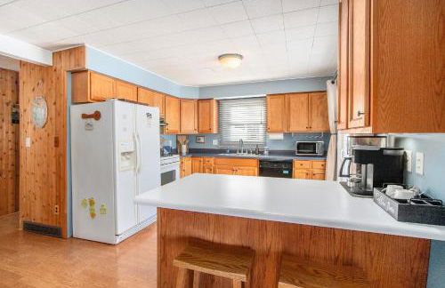 Pure Michigan at Pine Lake - Swim, Boat, Fun! - Foto 9