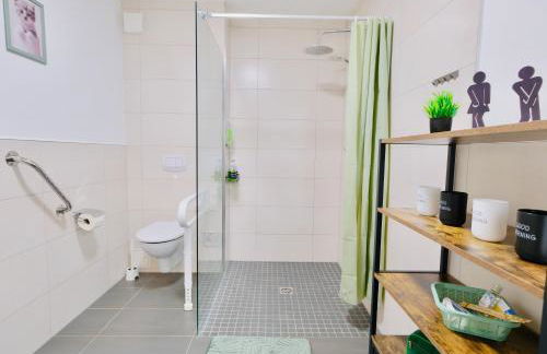 Fine Living - Zentral, barrierefrei mit Terrasse & 24h Parkhaus in Nähe - Foto 6