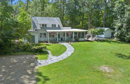 Whispering Arbor by Juniper Holiday + Home - Foto 33