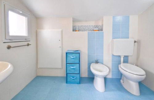 Stylish & Spacious Townhouse - Walk to Beach & Town - Foto 14