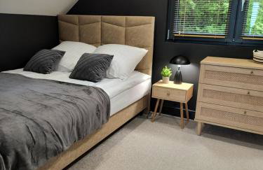 Czarne Domki Krempna z prywatnym jacuzzi - Foto 23