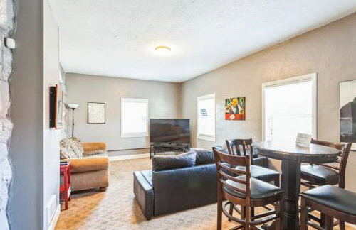 Massive 5 bedroom downtown - Photo 20