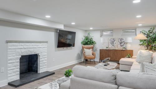 Explore Cleveland Attractions! Family-Focused Home - Photo 3