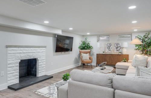 Explore Cleveland Attractions! Family-Focused Home - Foto 3