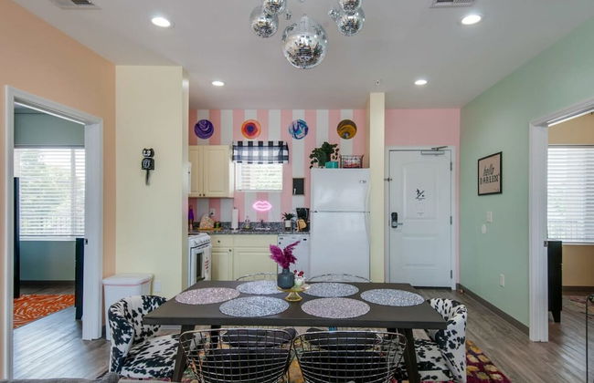 NEW 4 Bedroom Apt Near DT Walk to Restaurants - Foto 2