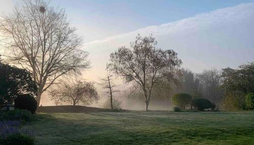 Bright, airy Annex in village with stunning views - Foto 2