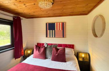 Otter 2 Lodge - Private Hot Tub- Dog Friendly - Wiltshire-Bristol - Foto 4