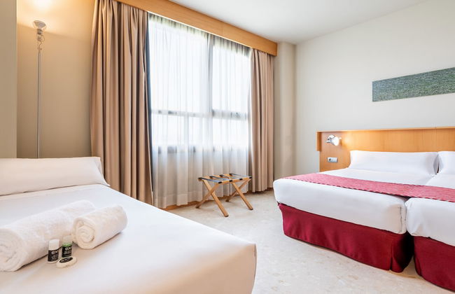 Apartahotel Exe Campus San Mamés - Photo 21