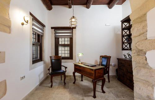 Penthe Manor House, Rustic Secret Retreat, By ThinkVilla - Photo 23