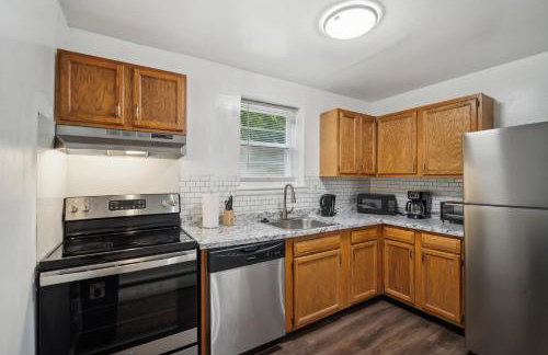 Pine Brook 104 I Pool Gym I Free Parking ! - Foto 9