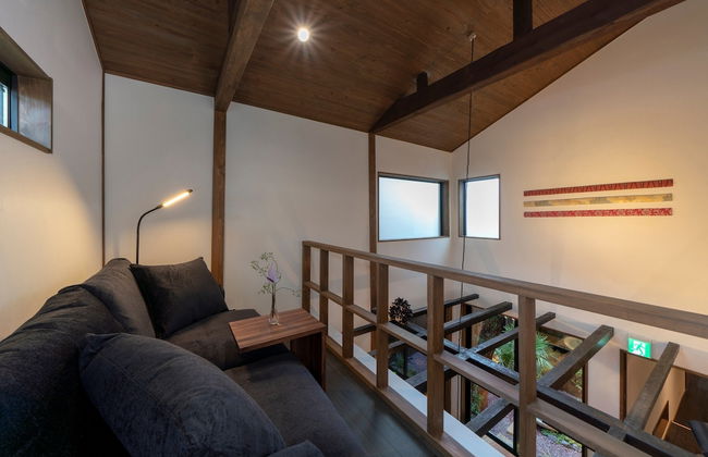 Hinaya Higashiyama - Photo 16