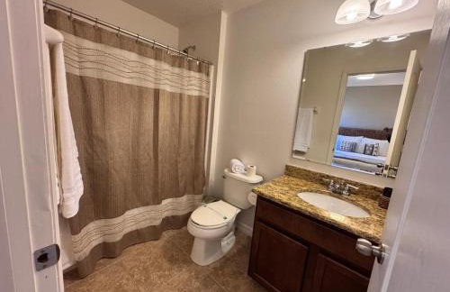 4BR Family Pool Home Minutes from Disney - Foto 37