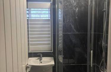 Double Room Ensuite in Croydon Family Home - Foto 11