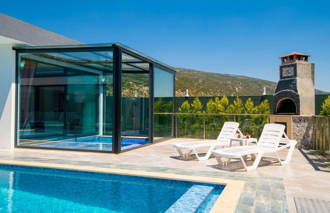 Dreamy Villa With Private Pool and Jacuzzi in Kas - Foto 56