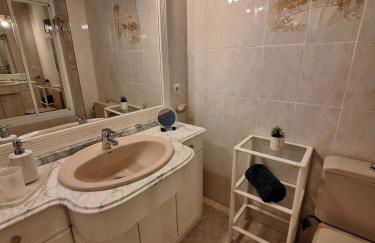 Beautiful 2 Bedrooms Aparatament - Foto 13