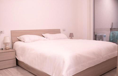 Sunflowers - Photo 12