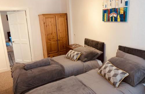 Stunning Stylish & Spacious Ground Floor Apartment, Kidderminster - Foto 15