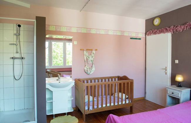 Holiday Home in Moutouyet With Pool & Sauna - Foto 15