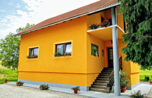 House Naomi - Foto 1