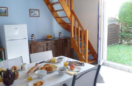 Erdeven - Petite maison de vacances près de la plage de Kerhilio - Foto 11