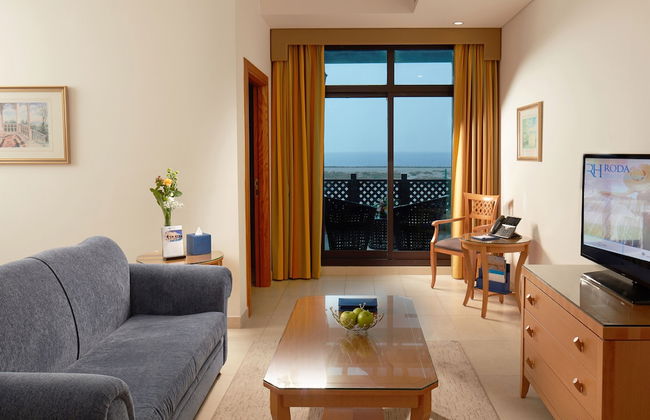 Roda Beach Resort - Photo 10