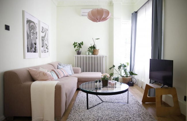 Vibrant Flat With Excellent Location in Beyoglu - Photo 2